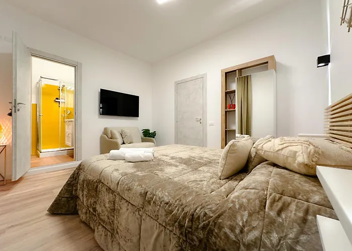בית הארחה Colosseum Luxury 4*