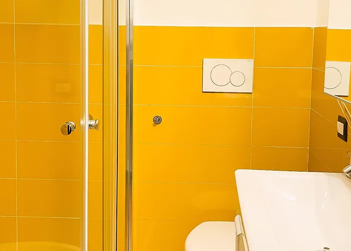 Colosseum Luxury בית הארחה 4*